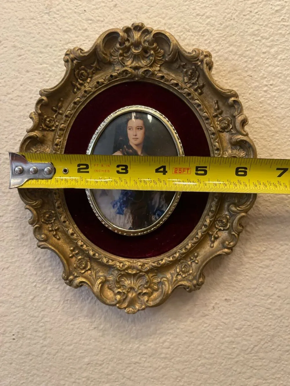 VTG VICT. Ornate Portrait Frame Under Oval Bubble Glass on Burgundy Velvet Mat